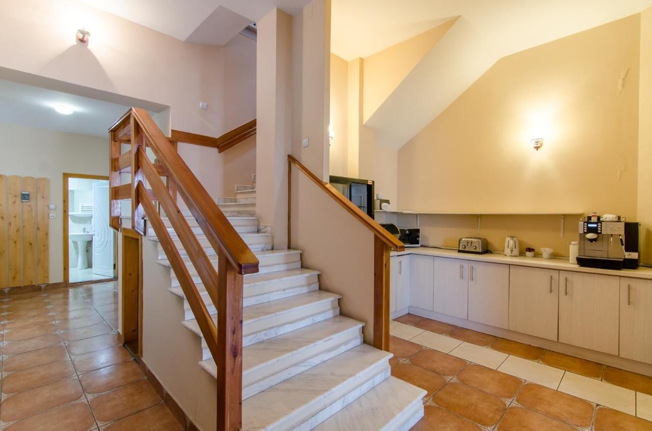 Гостевой дом Pensiunea Casa Tepes Брашов-25