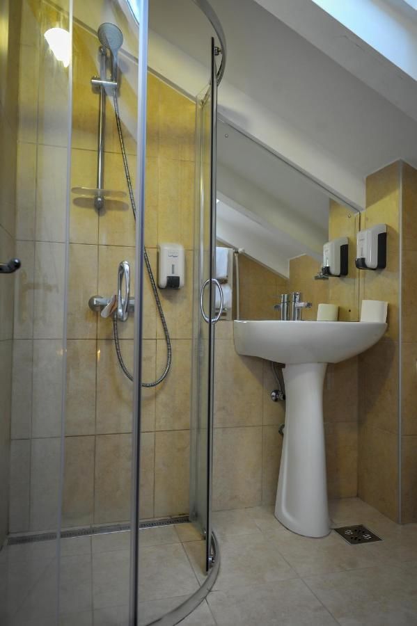 Гостевой дом Pensiunea Casa Tepes Брашов-7